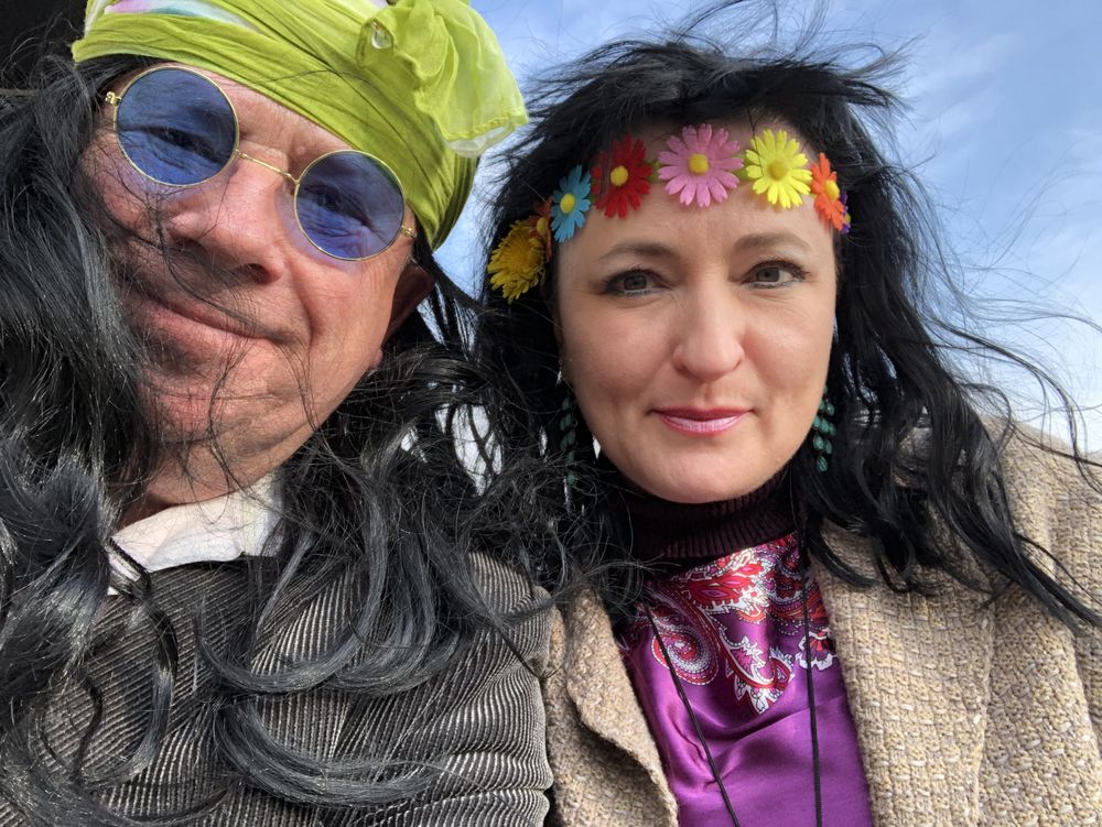 Neil Hippy Brun Peruk