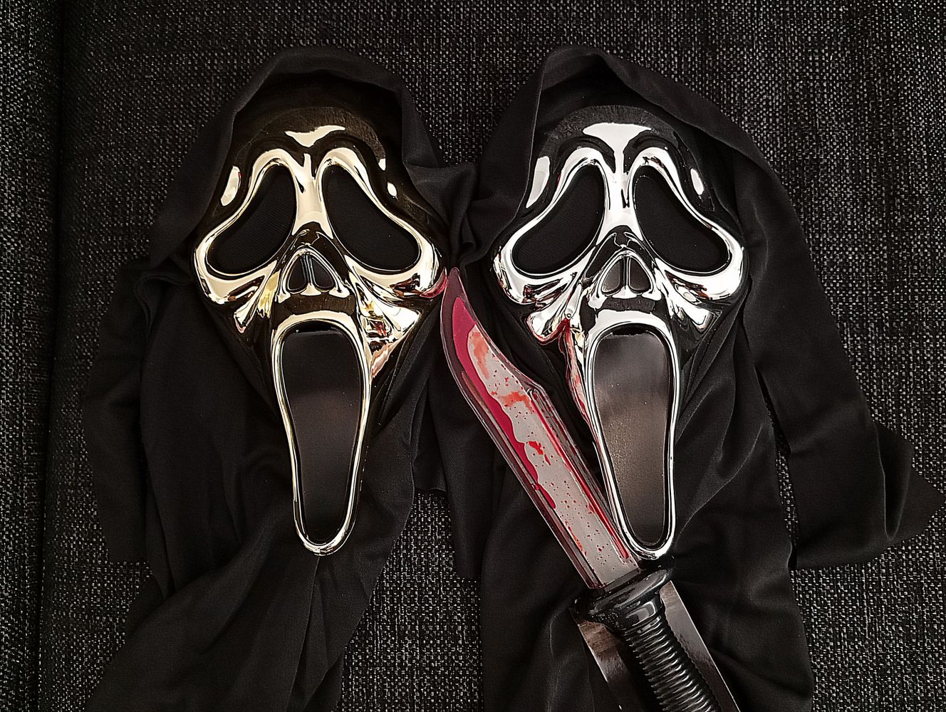Scream Ghost Face Chrome Maske