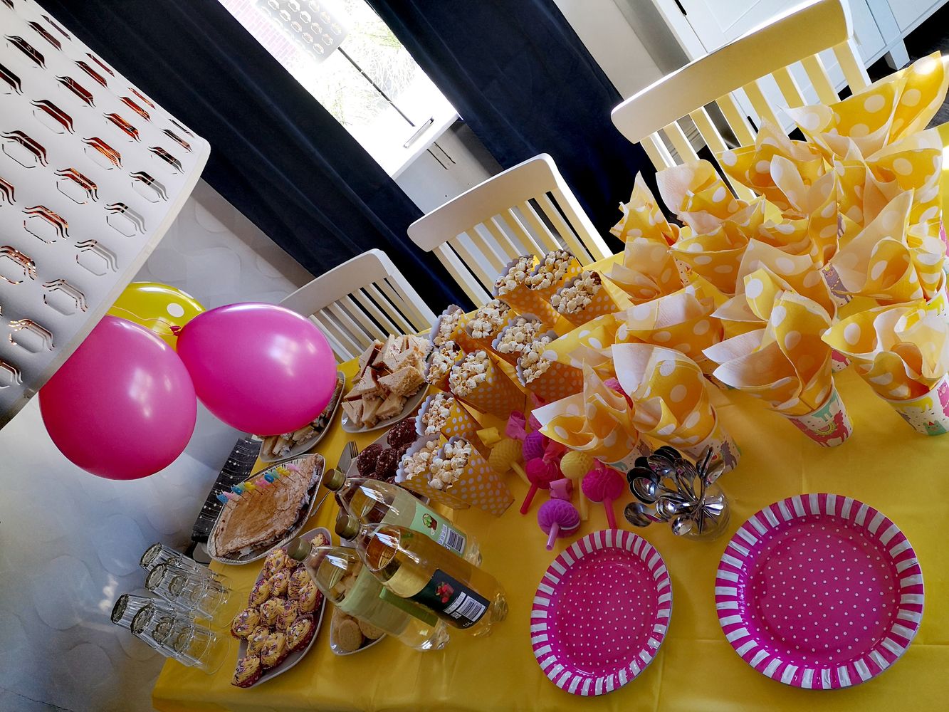 Papptallerkener Fest Rosa/Lilla/Gul