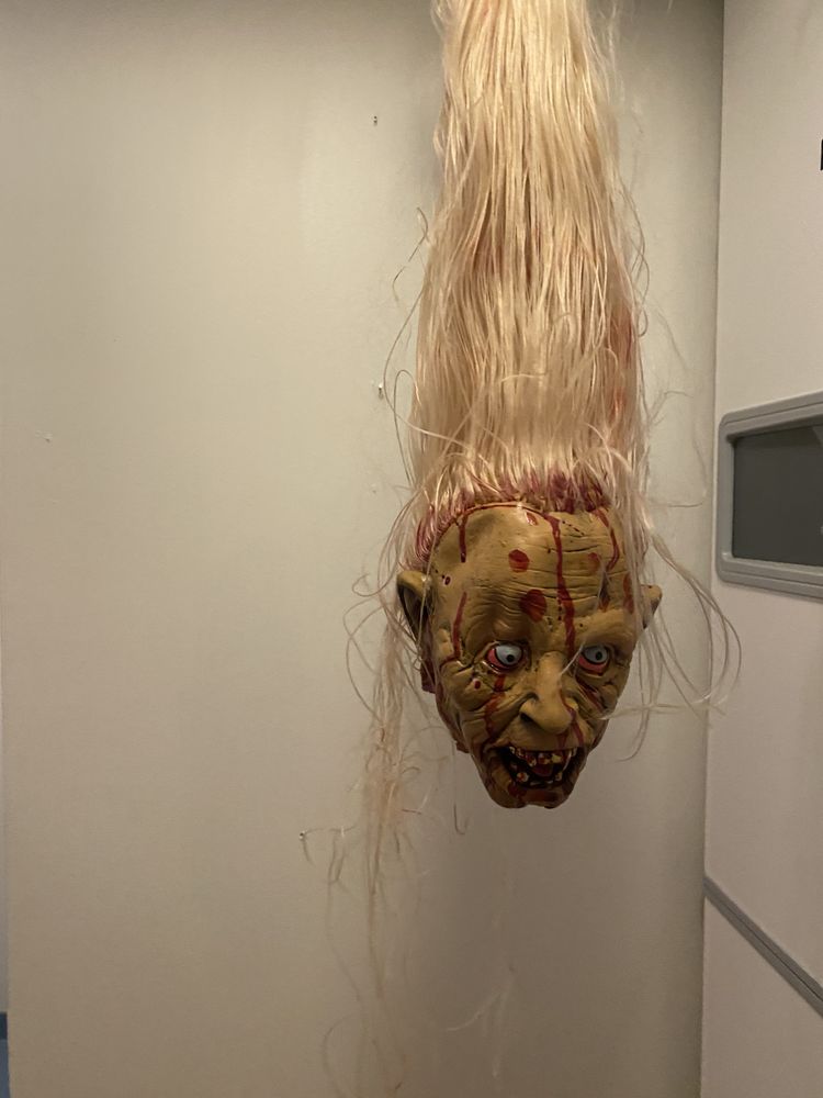 Avsaget Zombiehode Mini Prop