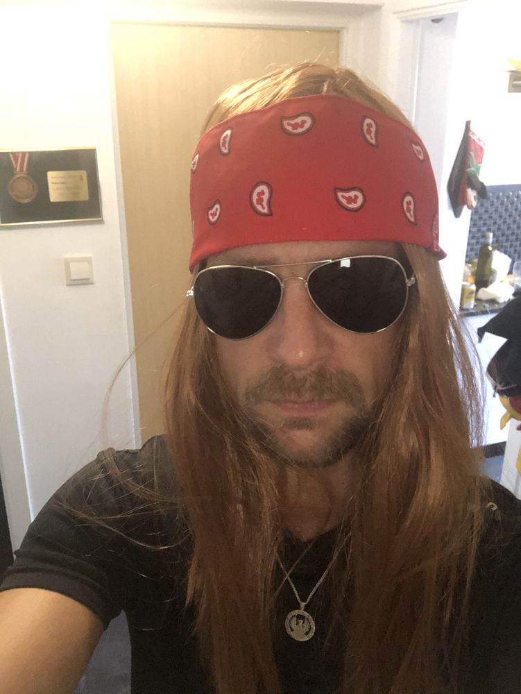 Axl Rose Parykksett med Bandana og Briller