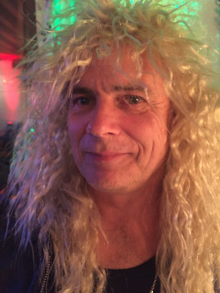 Hårdrockari Blond Peruukki