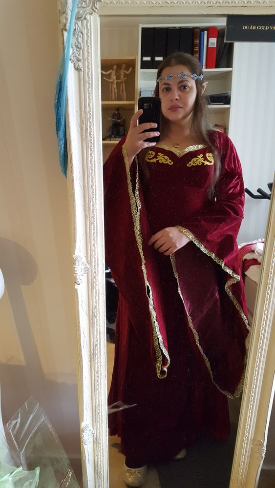 Middelalderdronning Deluxe Kostyme