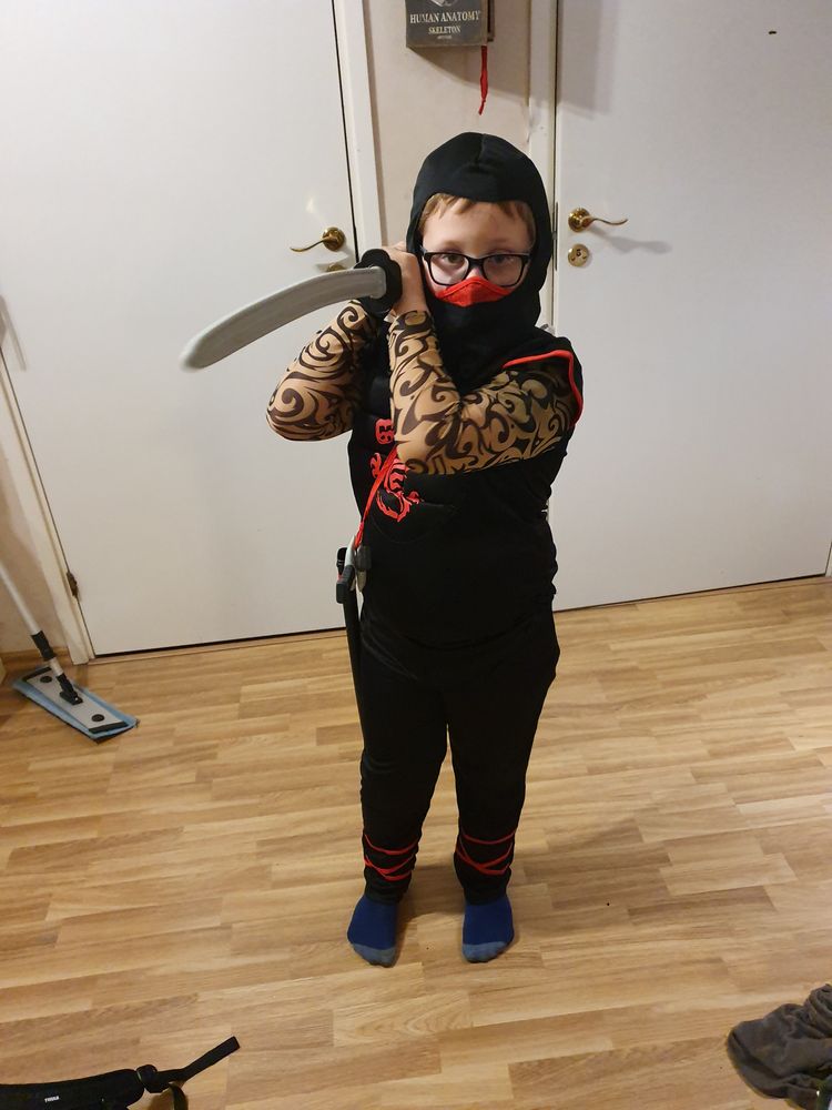 Ninja med Muskelbröst Barn Maskeraddräkt