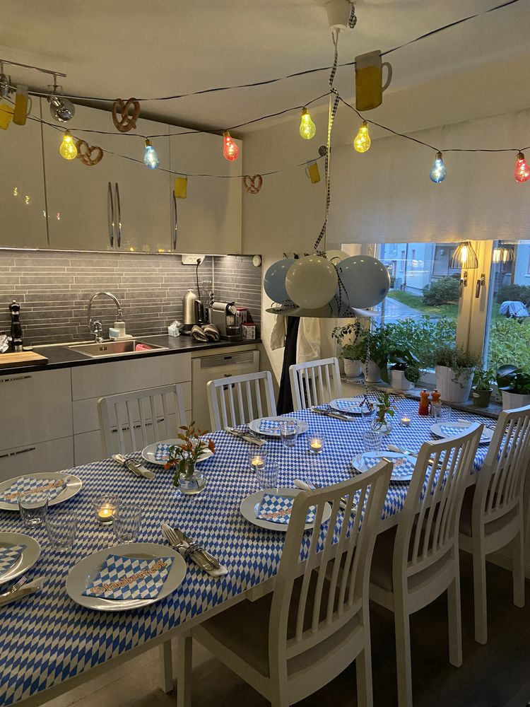 Pappersduk med Damastprägling Bayersk Blå