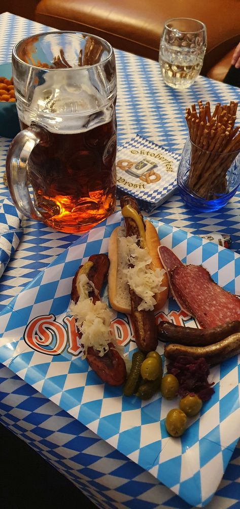 Pahvilautaset Neliö Oktoberfest