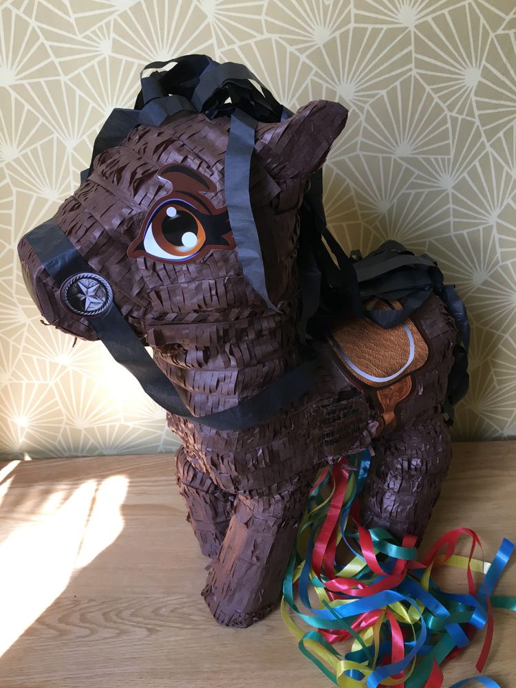 Pinata Hevonen Ruskea