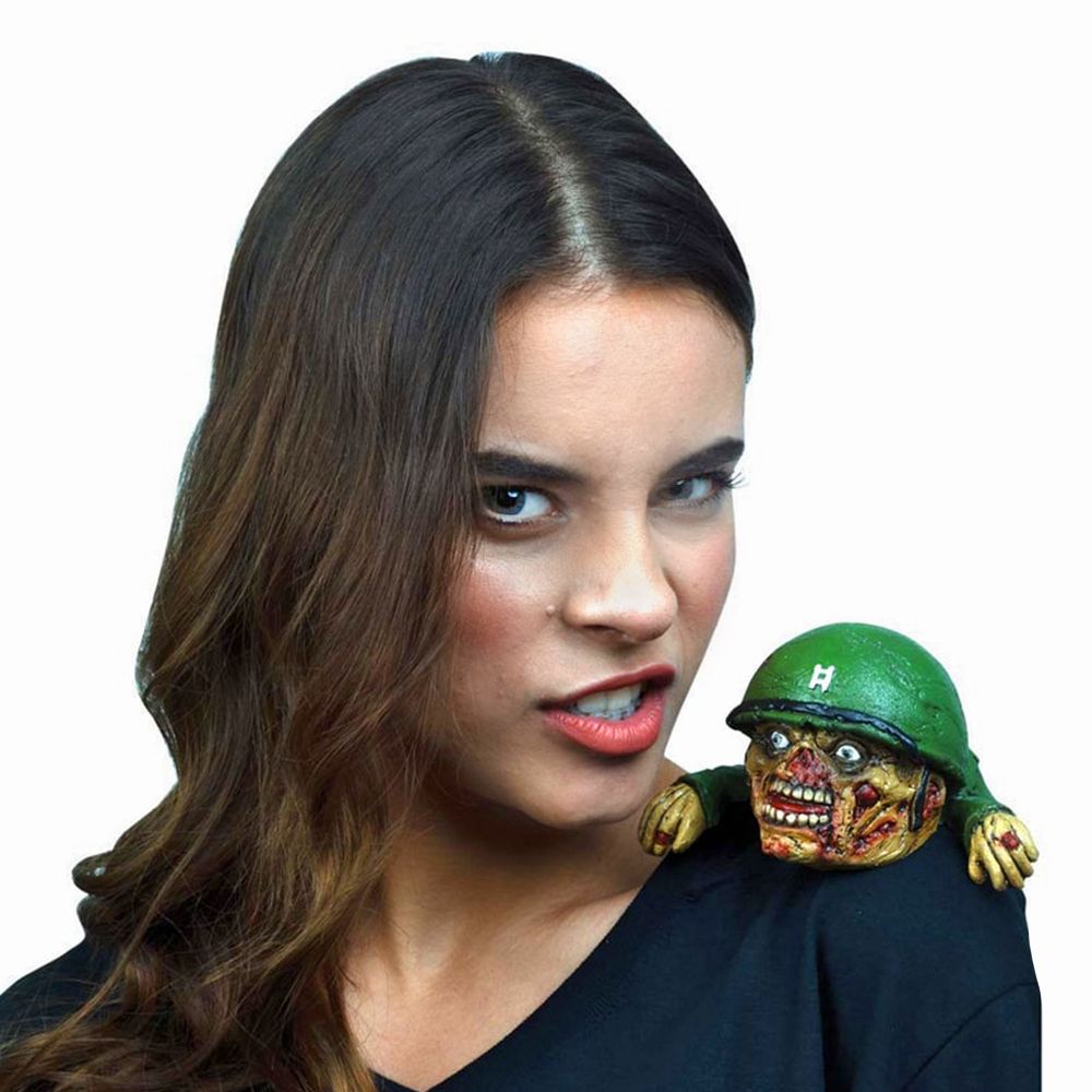 Olkahahmo Ghoulish Captain Lester