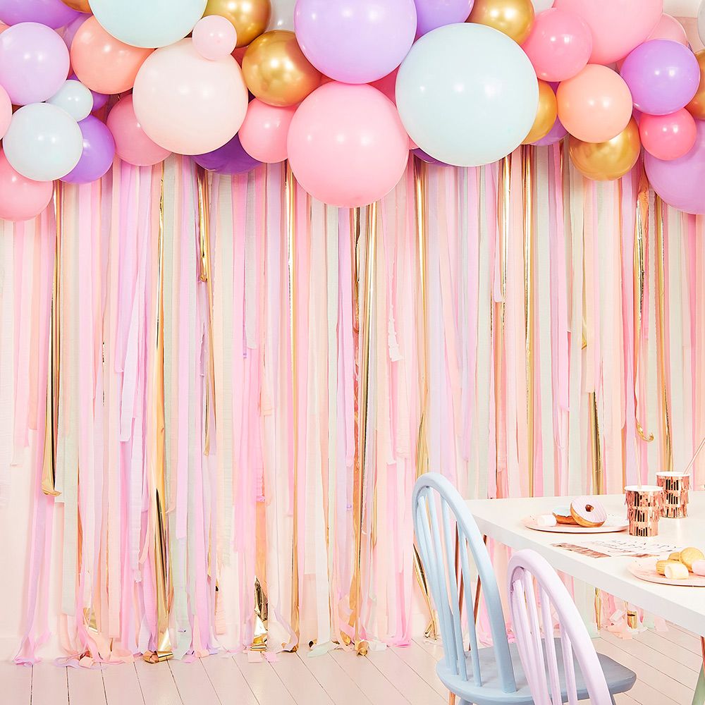 Backdrop Ballonger med Streamers