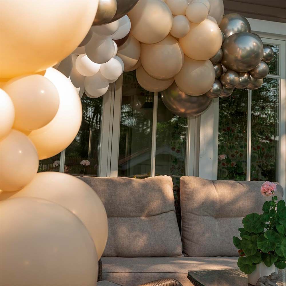 Ballonbue Nude