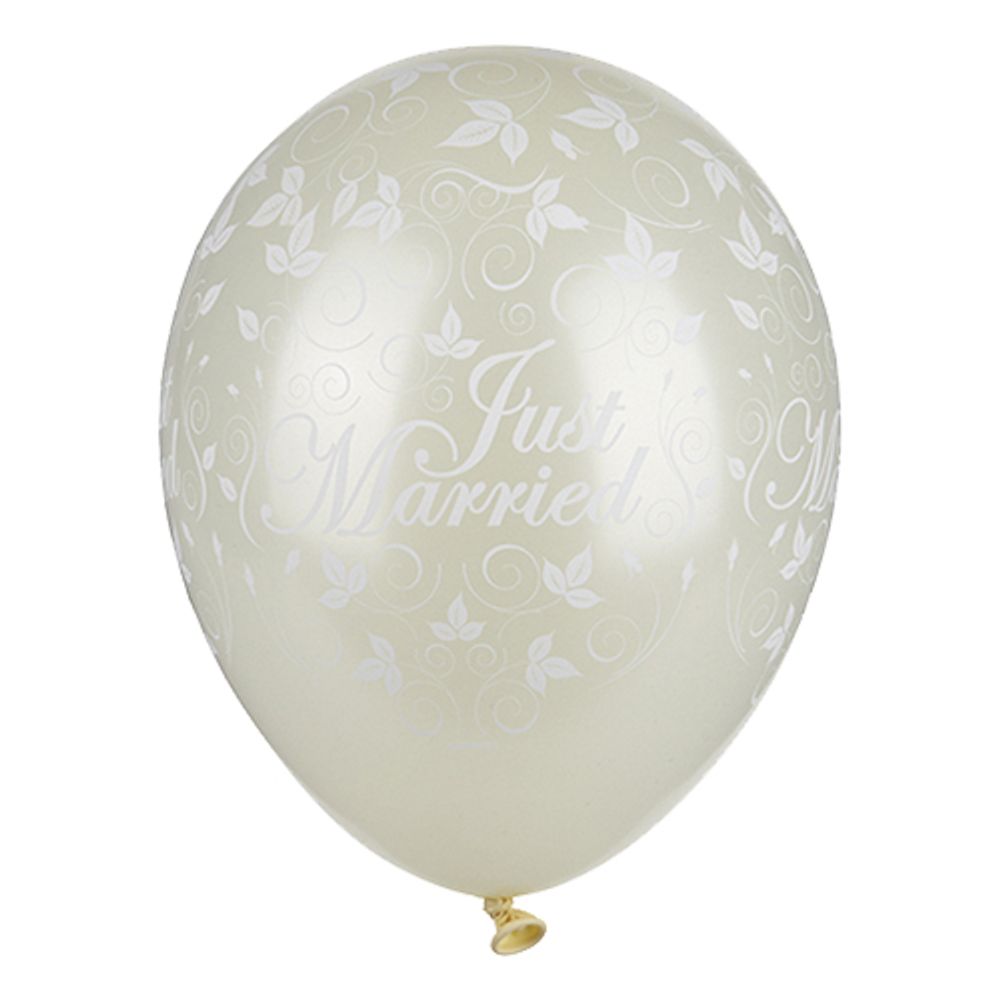 Ilmapallot Just Married