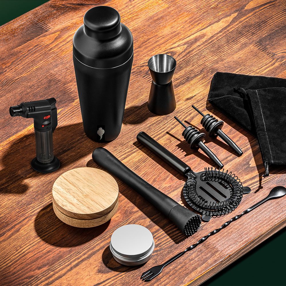 Cocktail Shaker & Smoker Set Deluxe