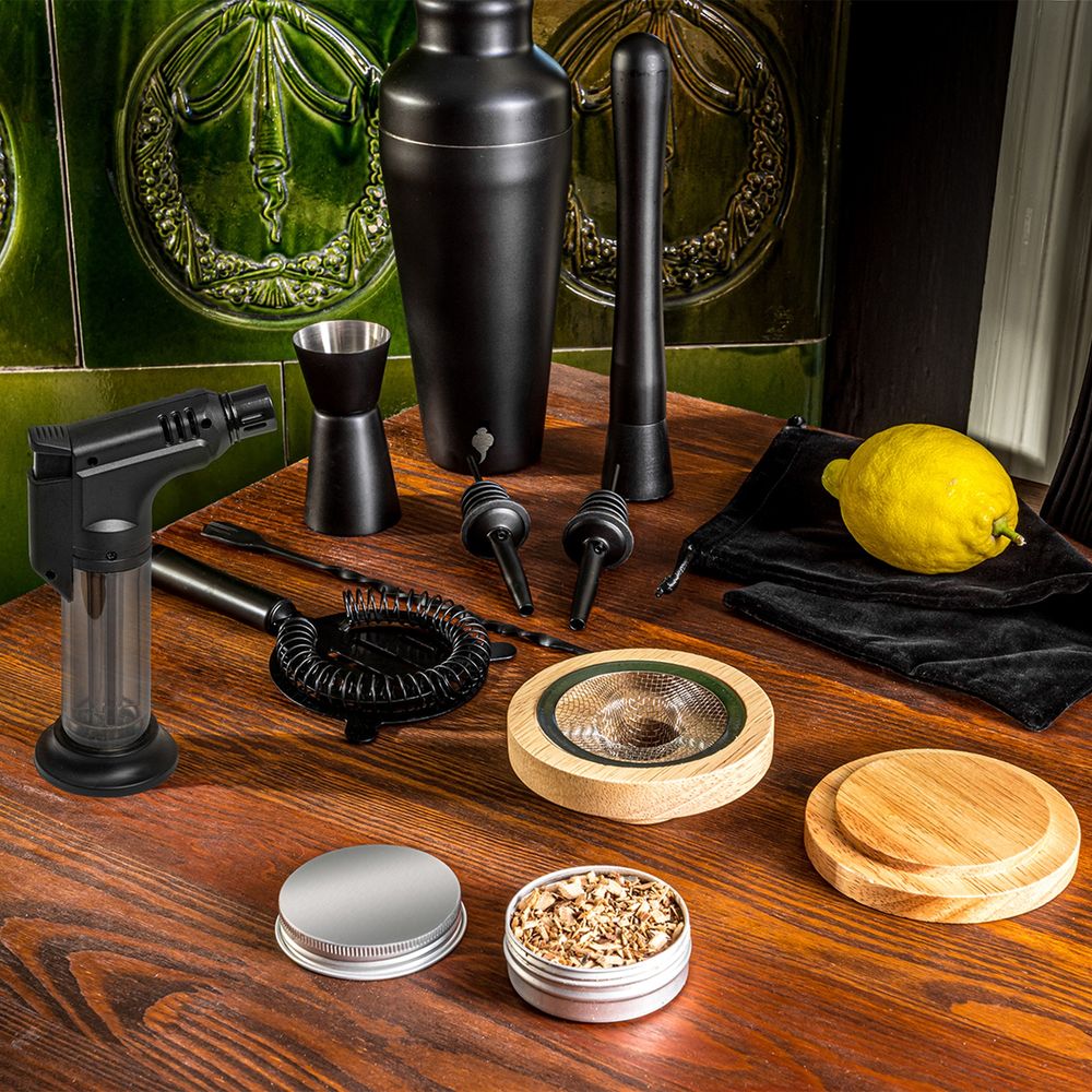 Cocktail Shaker & Smoker Set Deluxe