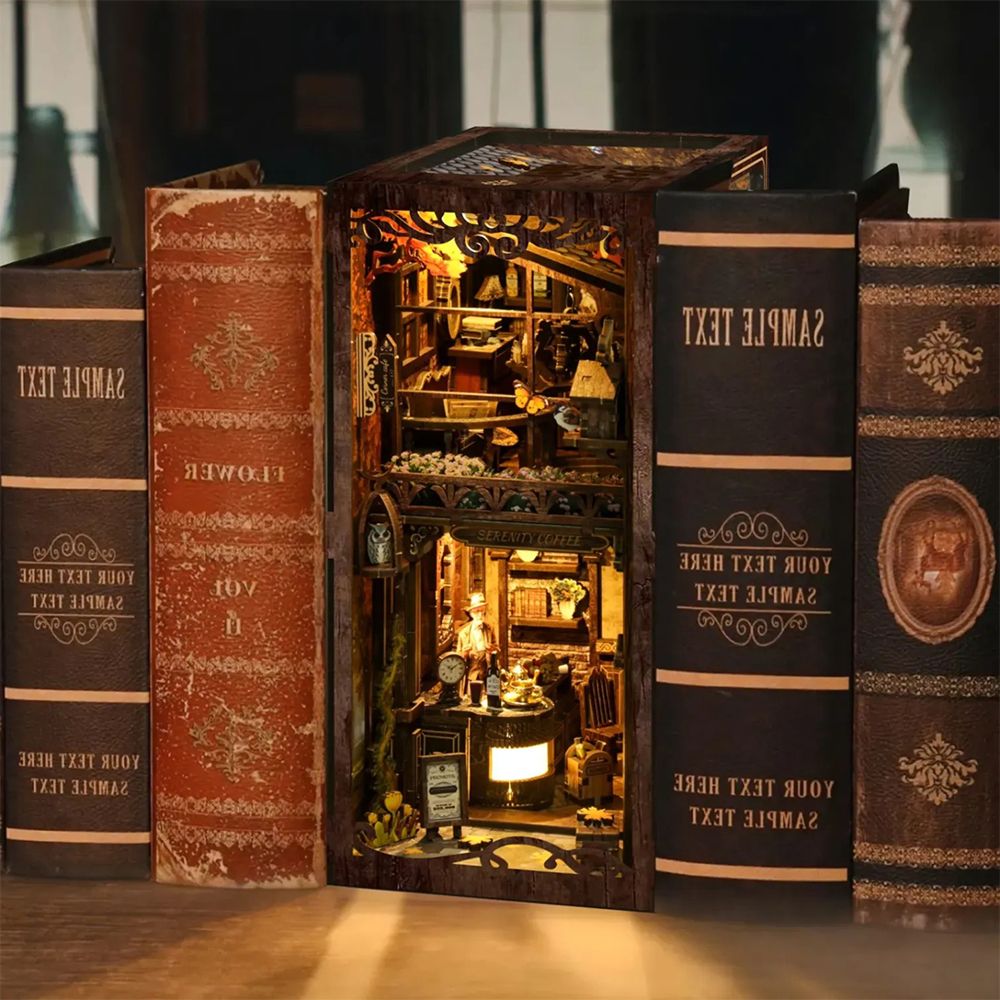 DIY Book Nook Serenity Coffee House -miniatyyrikahvila