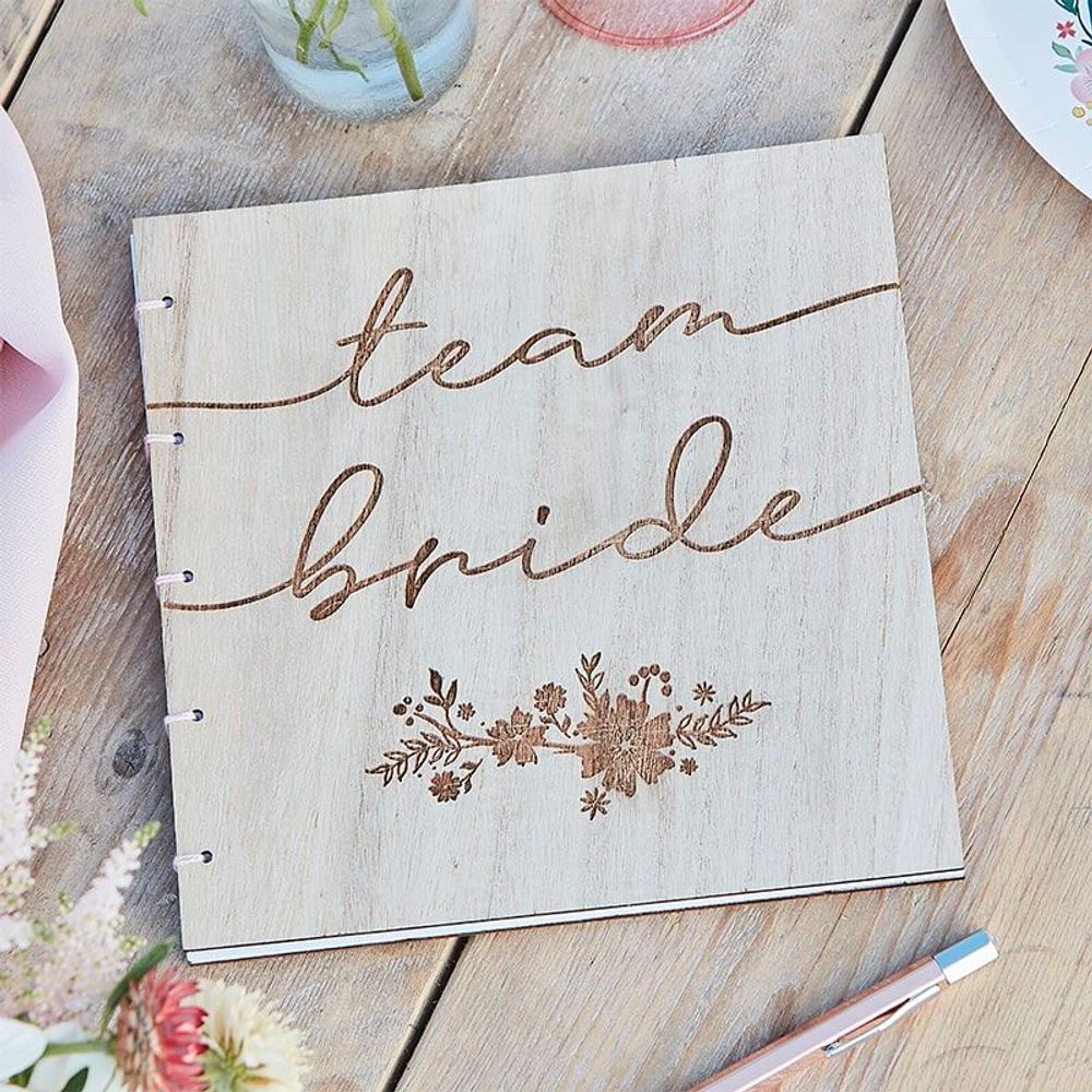 Vieraskirja Team Bride Boho