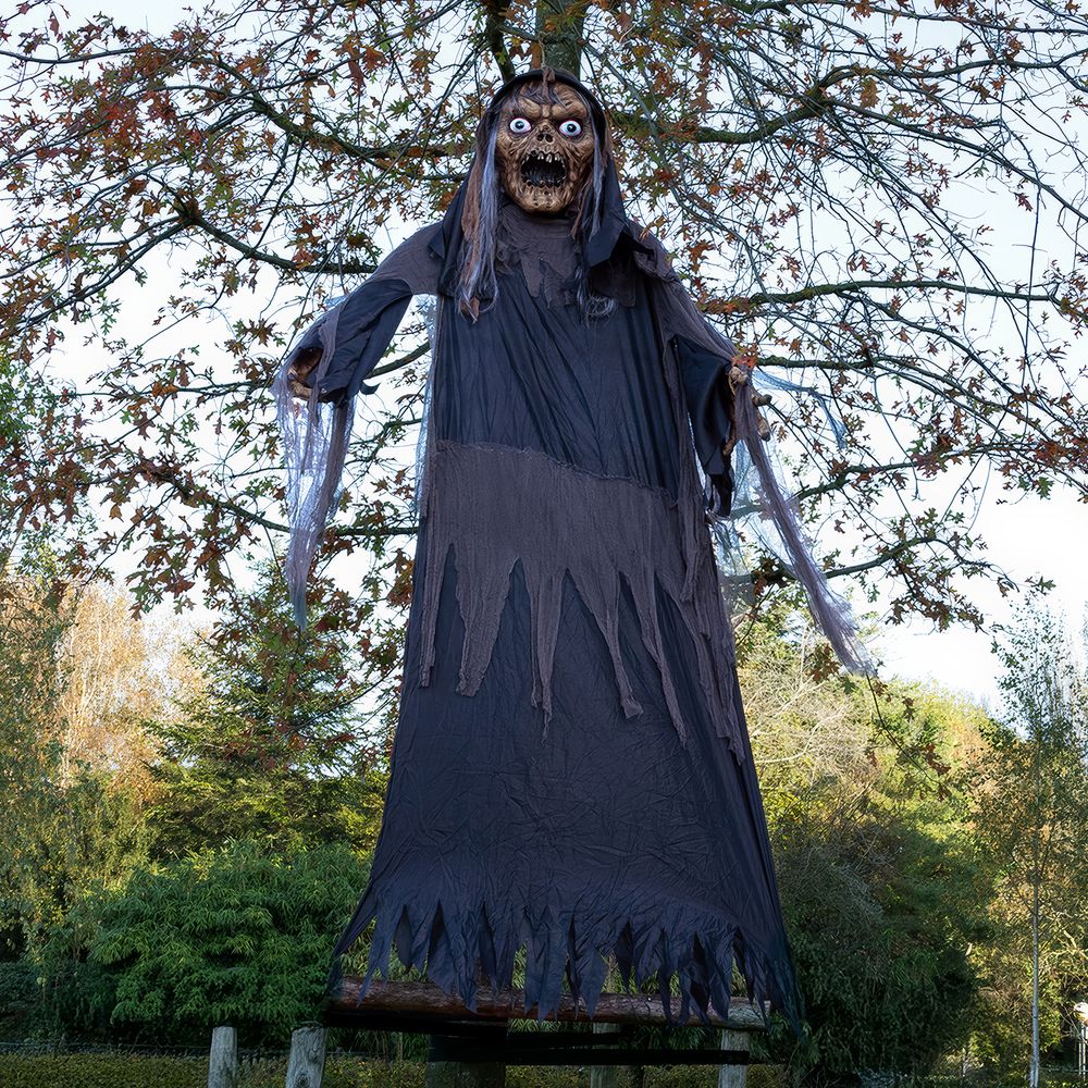 Gigantisk Hængende Zombie Heks Prop