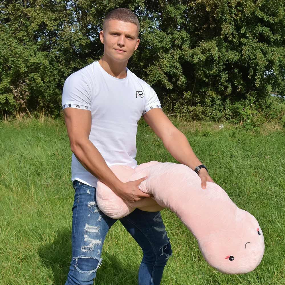 Jättimäinen Penistyyny