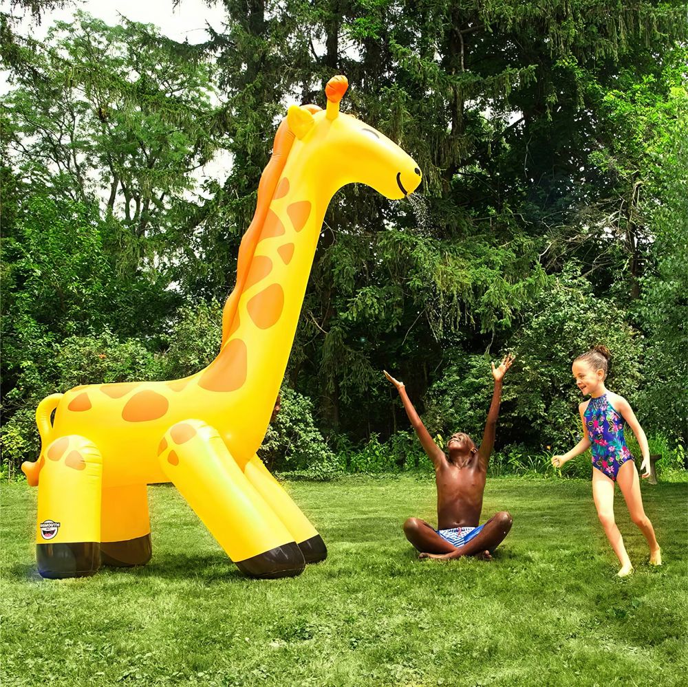 Gigantisk Vattenspridare Giraff
