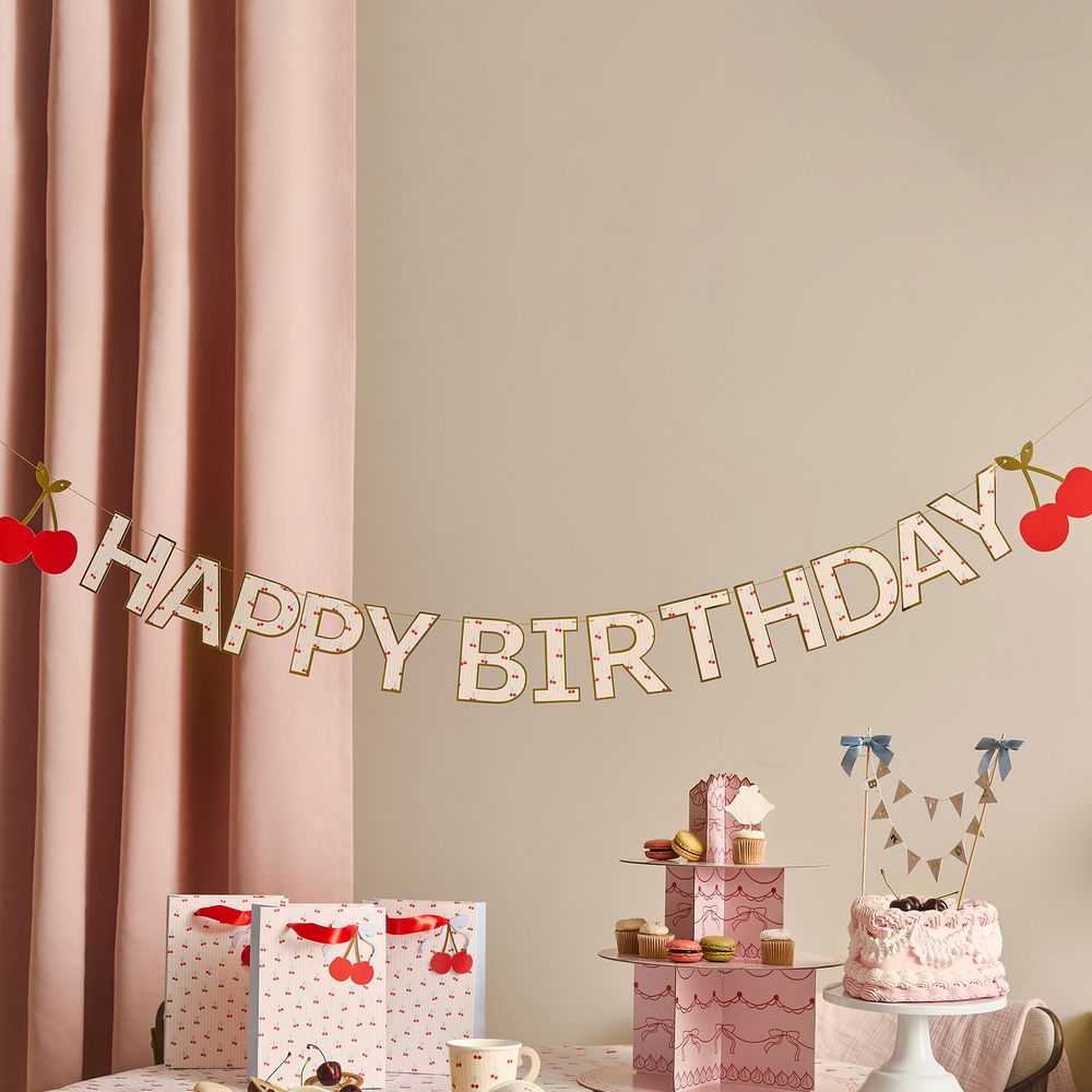 Happy Birthday -kirsikkaviirinauha
