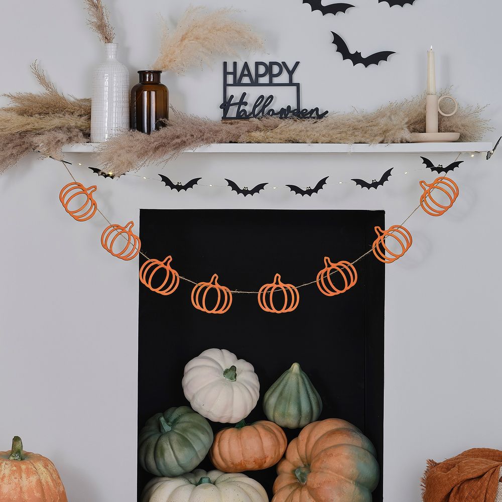 Girlander i Tre Halloweengresskar