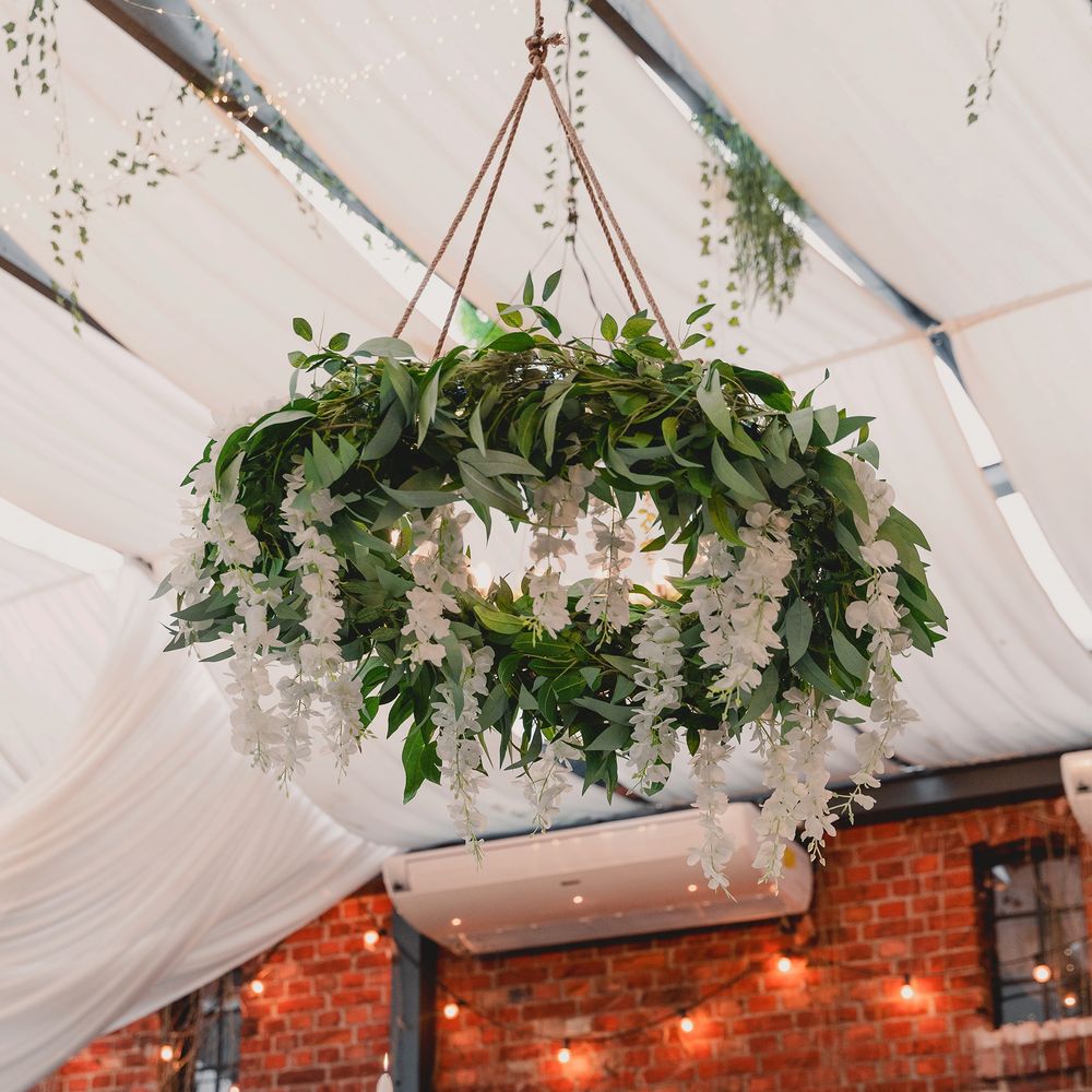Girlander Blåregn med Blomster