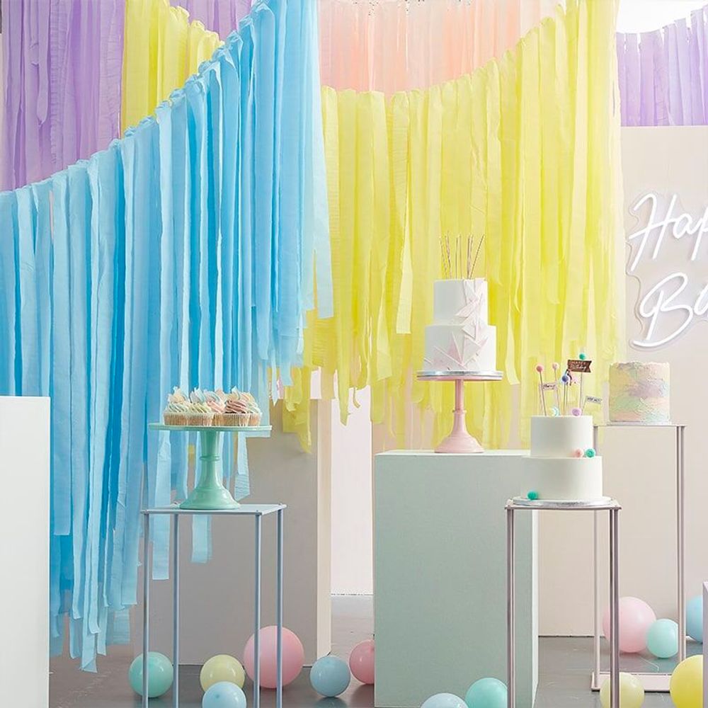 Backdrop Streamers Pastell Kit