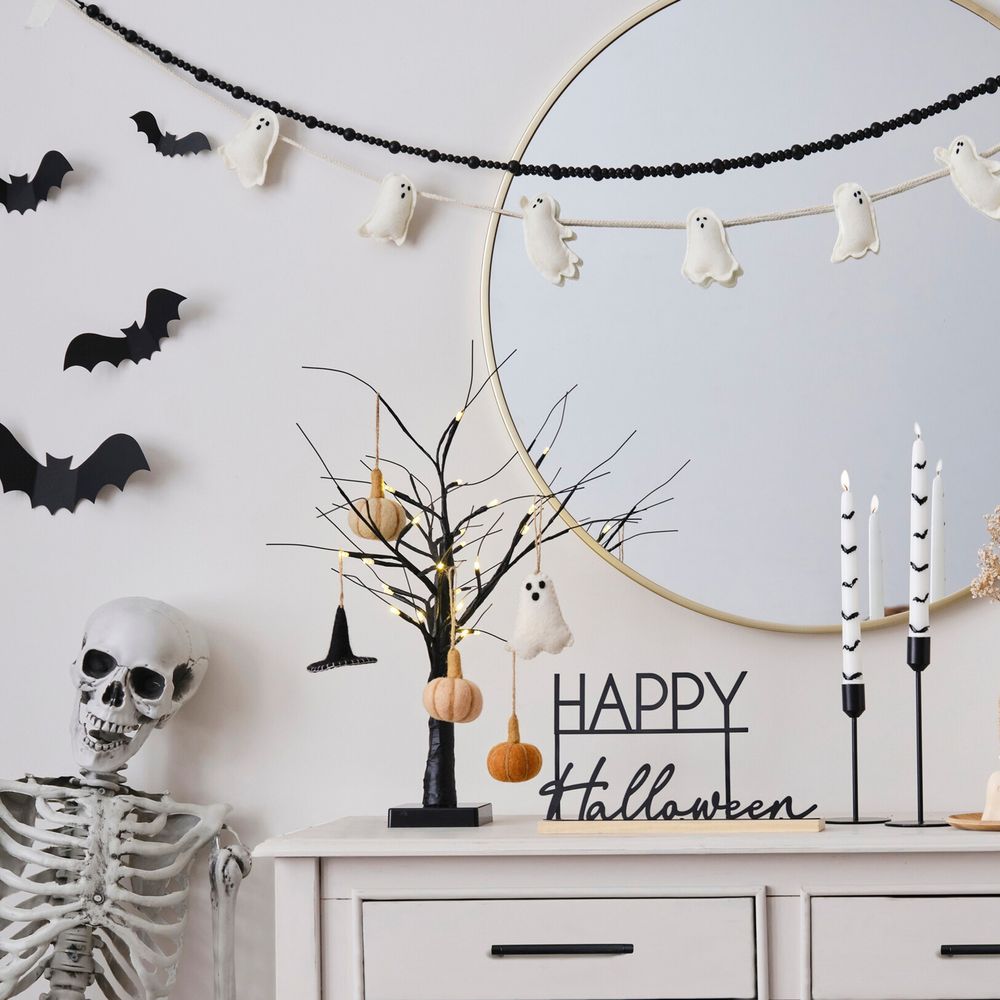 Happy Halloween Koristekyltti
