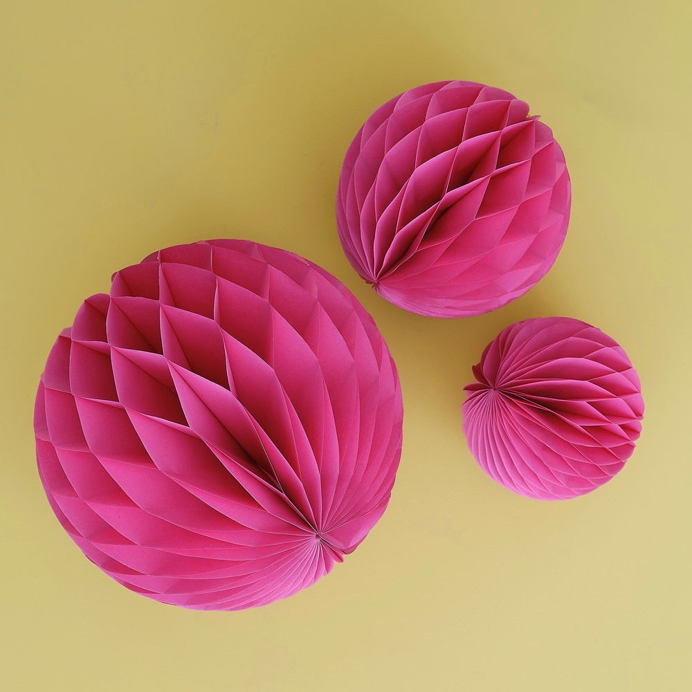 Honeycomb Boll Fuchsia