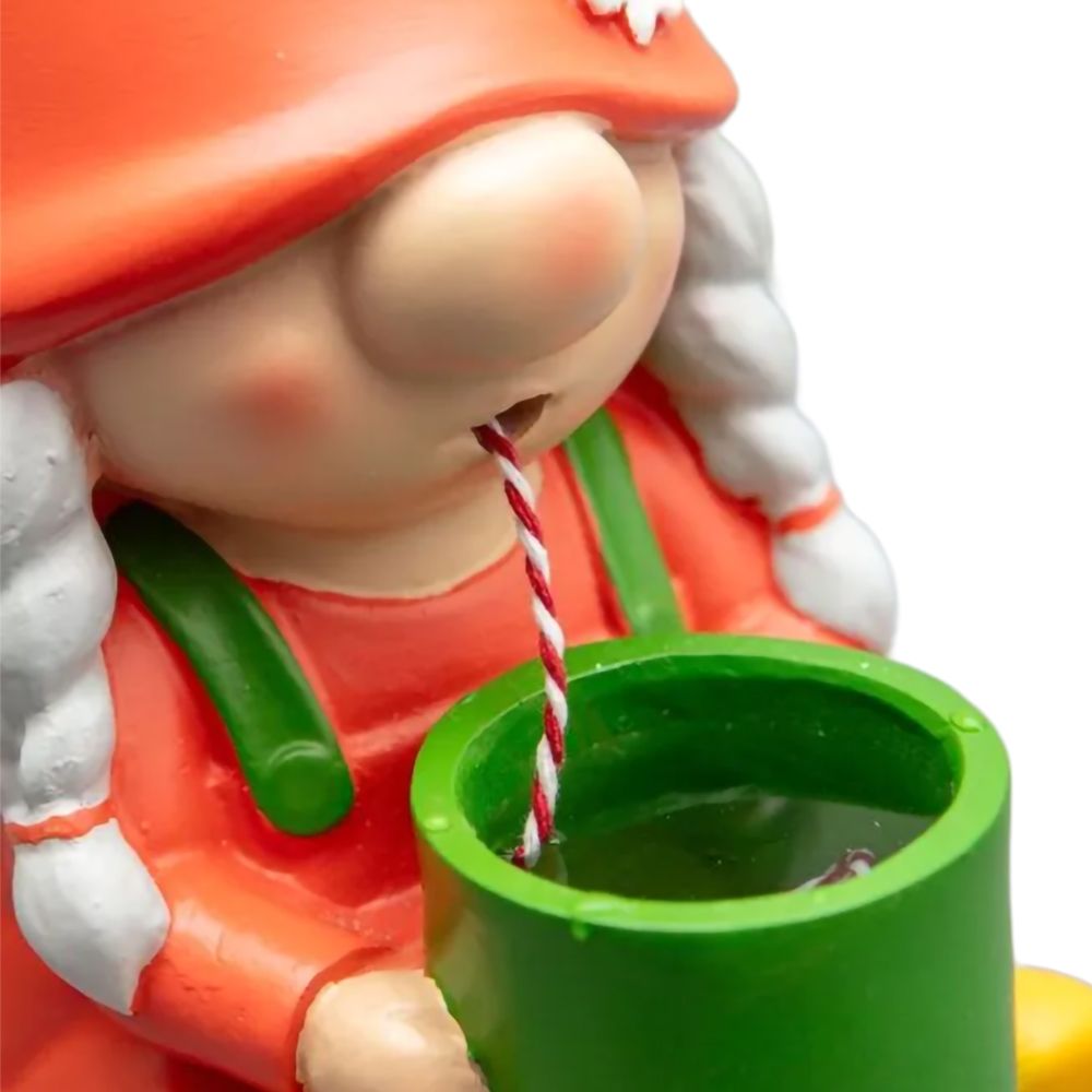 Hydrating Hettie -kasviastia ja -kastelija