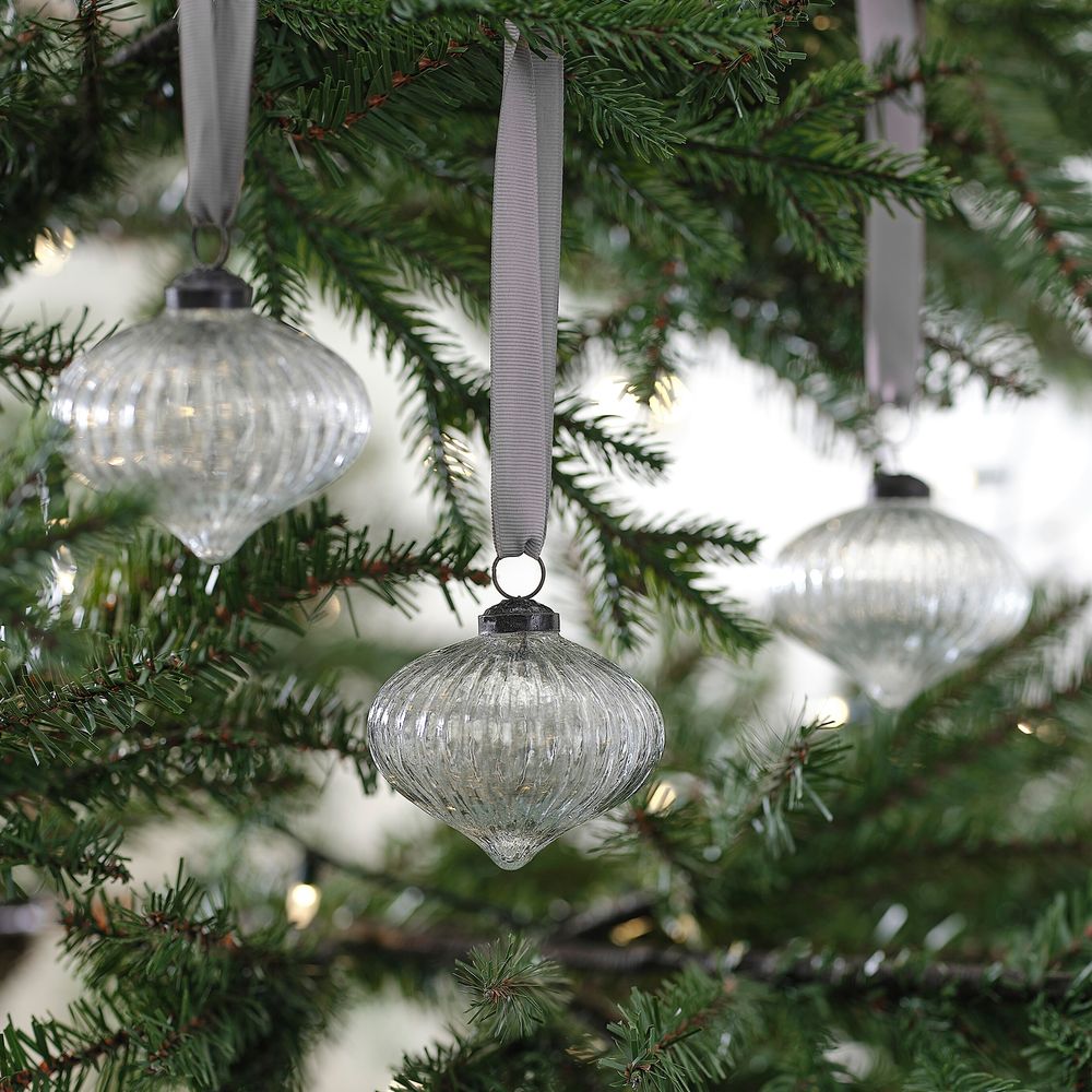 Julgranskula Droppar i Glas