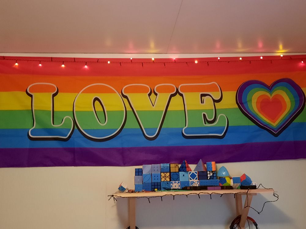 Banderolli Love Sateenkaaren värinen