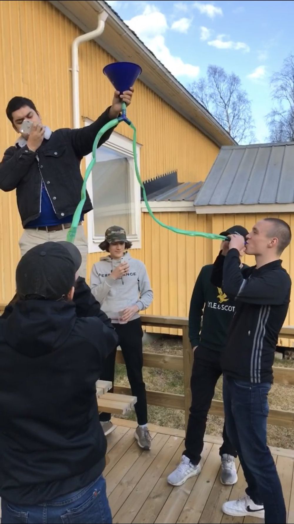 Beer Bong Dobbel Øltrakt
