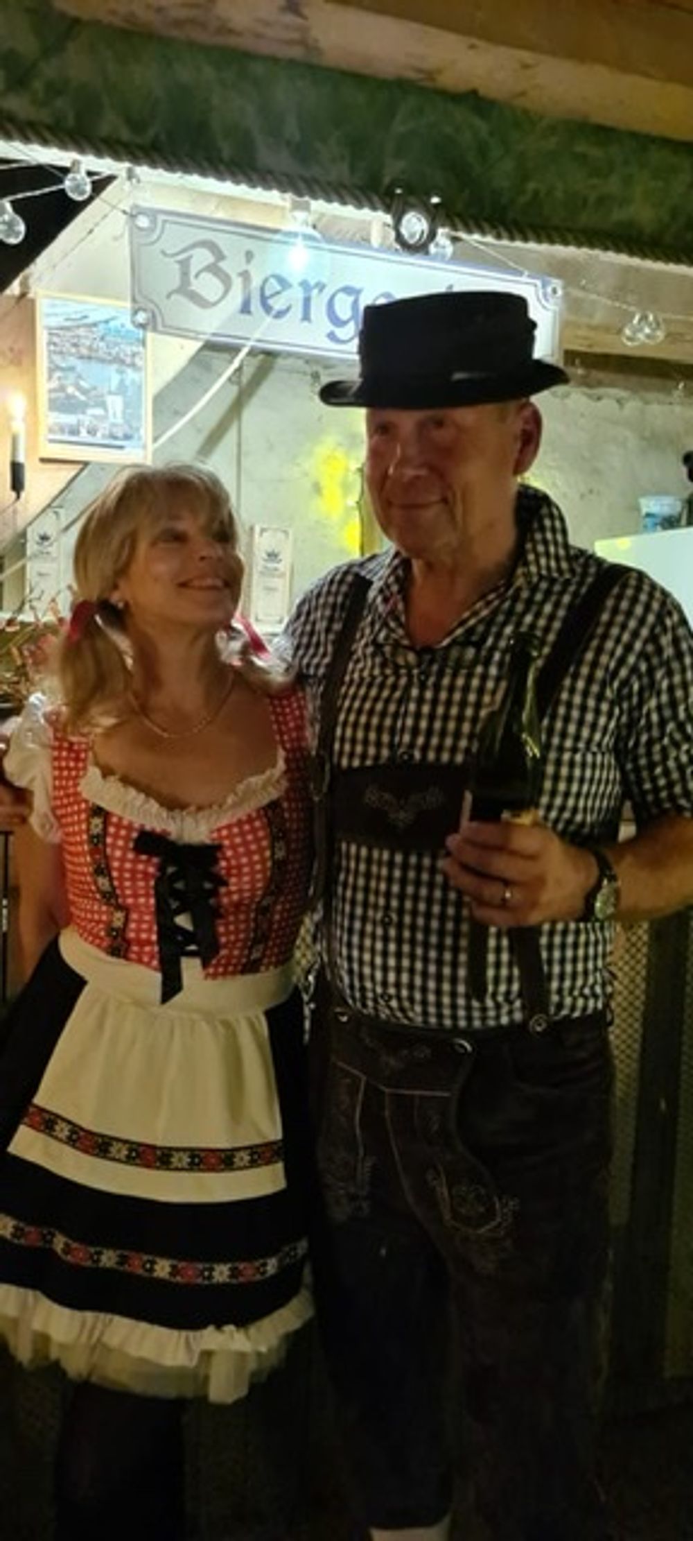 Beer Garden Klänning Deluxe Maskeraddräkt