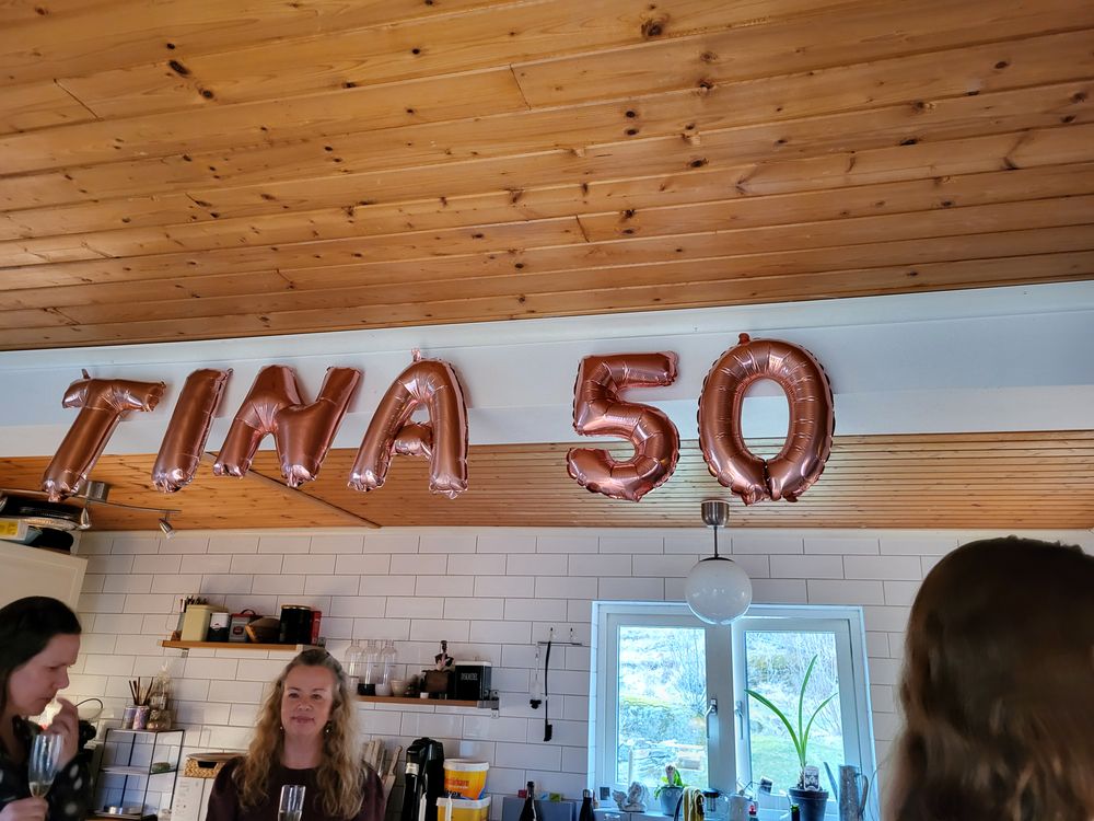 Kirjainilmapallo Mini Ruusukulta