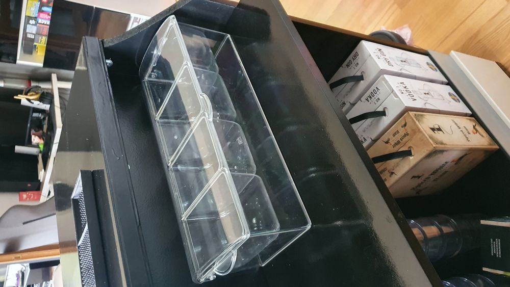 Cocktaillaatikko Läpinäkyvä