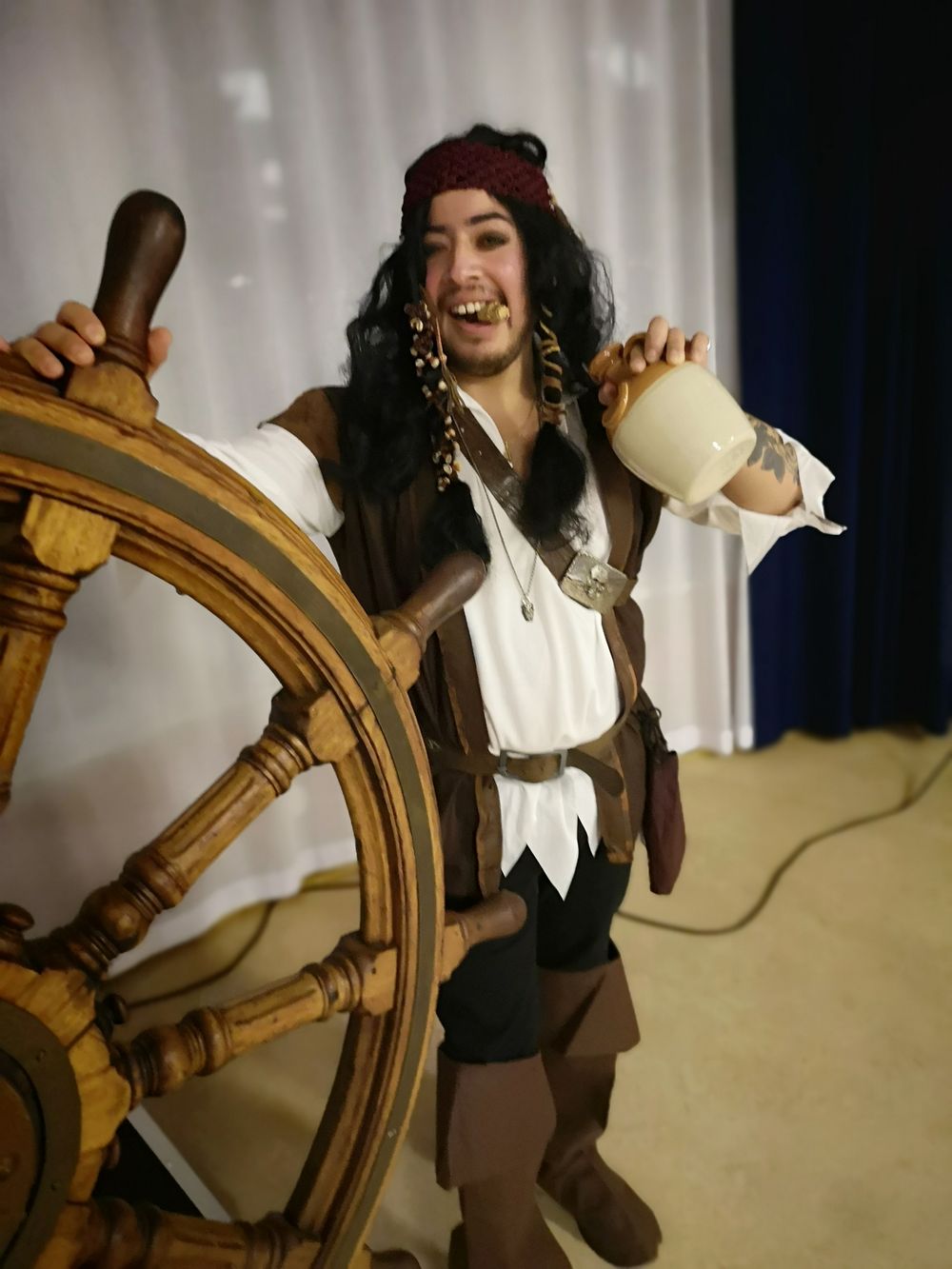 Pirates Of The Caribbean Budget Naamiaisasu