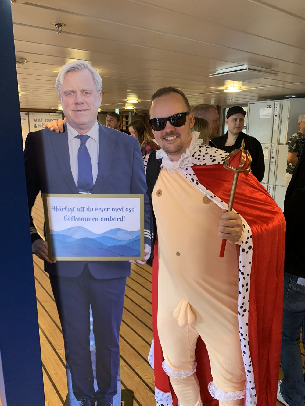 Kejserens Nye Klæder Kostume