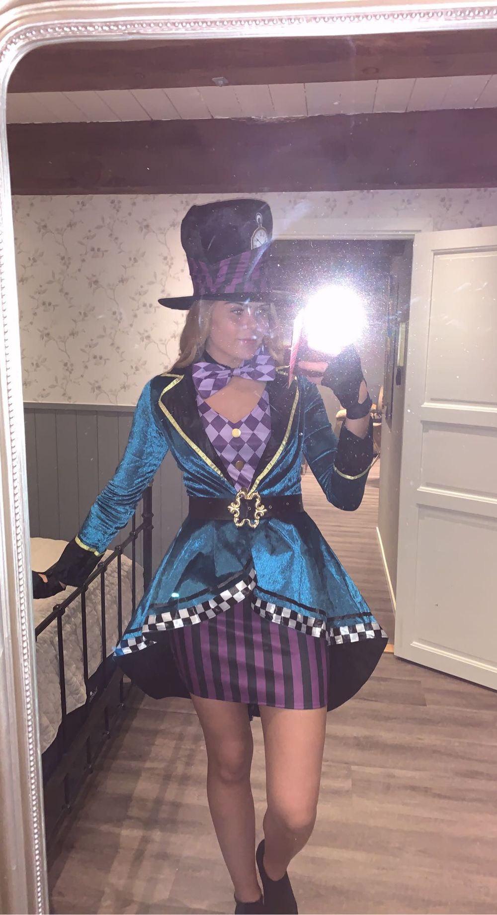 Kvindelig Mad Hatter Kostume Deluxe