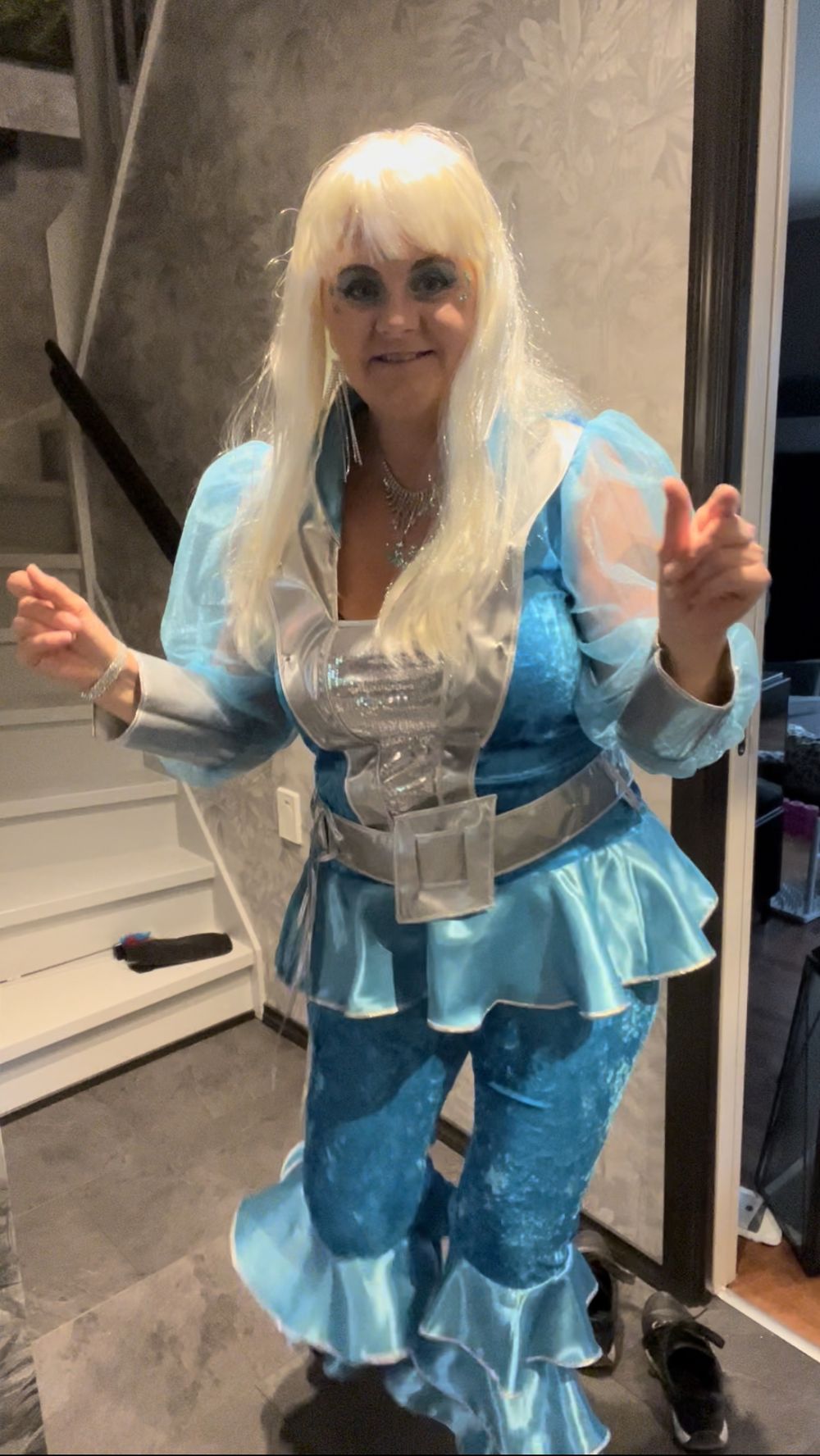 Mama Mia Turkoosi Naamiaisasu
