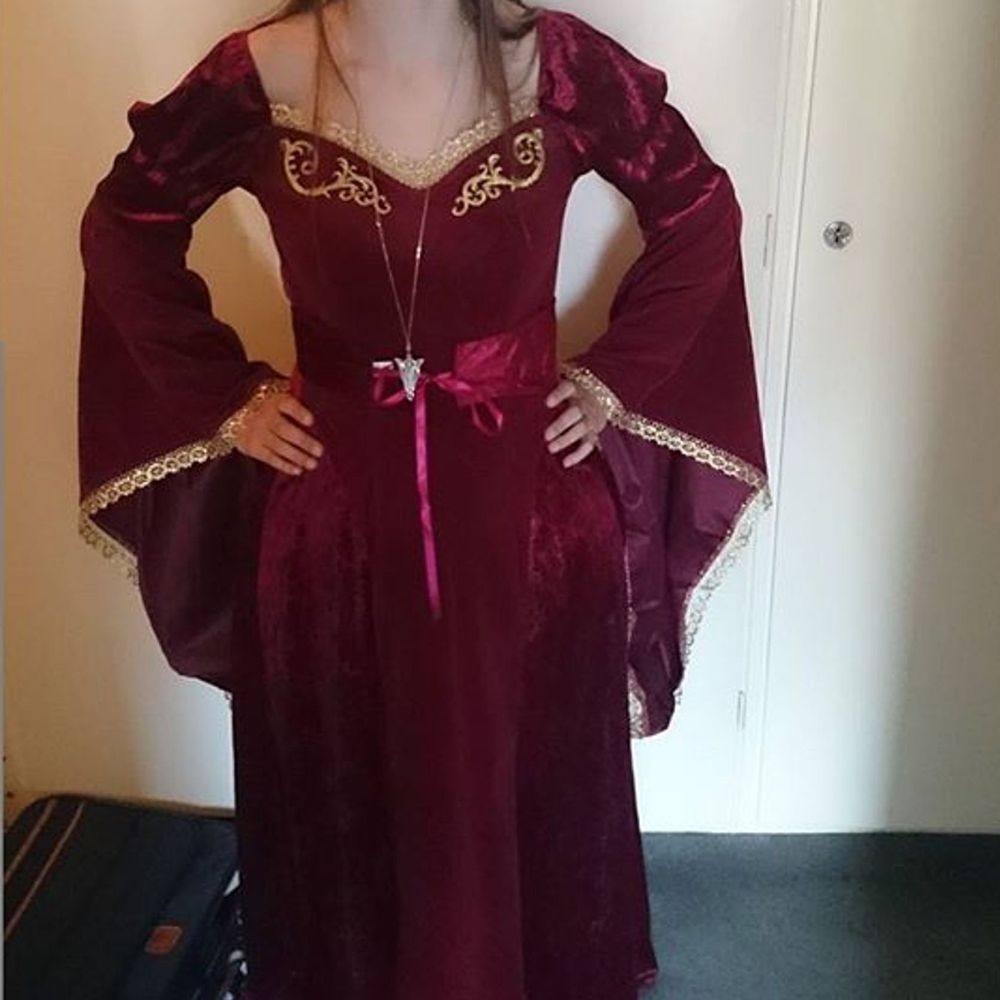 Middelalderdronning Deluxe Kostyme