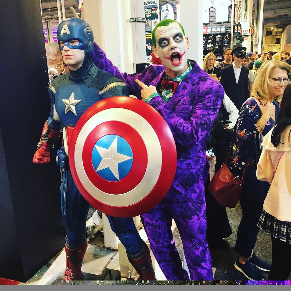 OppoSuits The Joker Dress