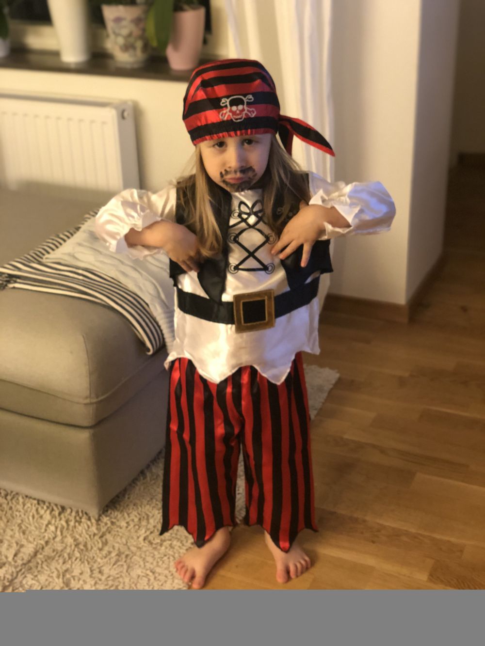 Randig Piratpojke Maskeraddräkt