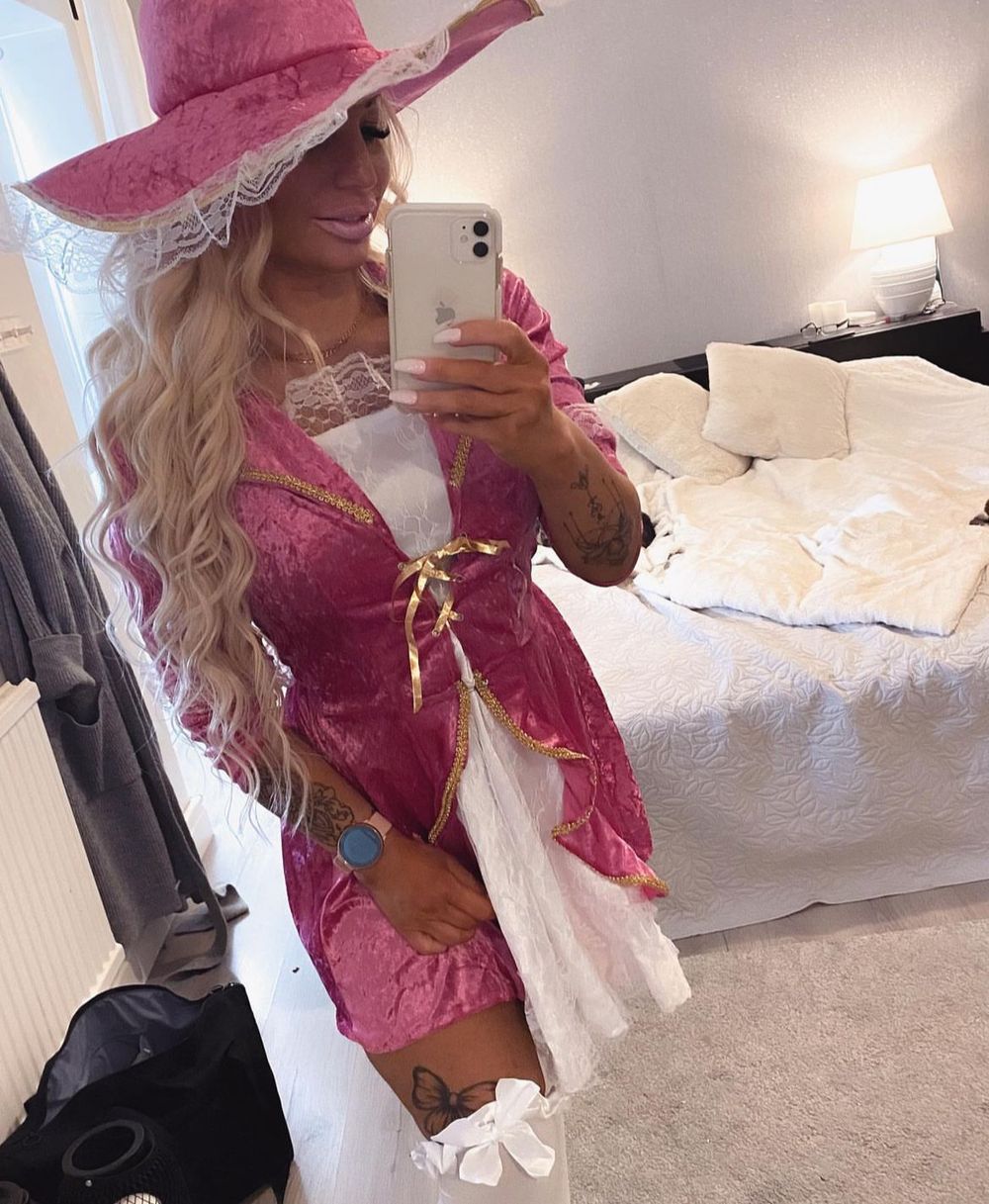 Sjörövartjej Rosa Maskeraddräkt