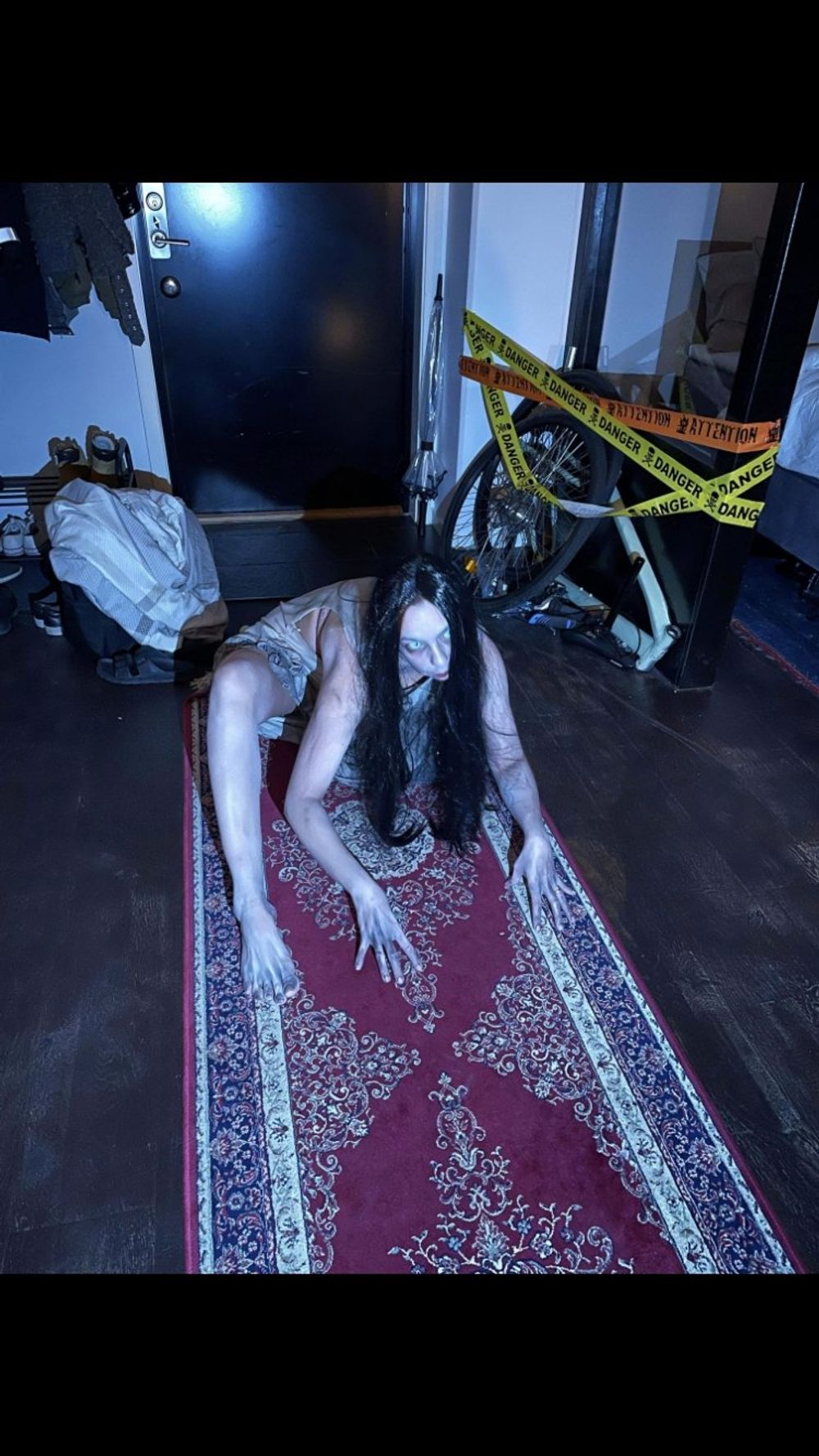 Skräckflicka Lång Peruk