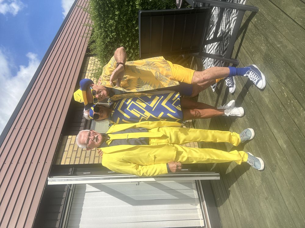 Suitmeister Keltainen Puku