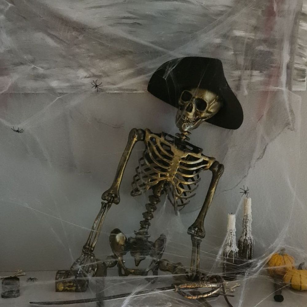 Sort Pirathat