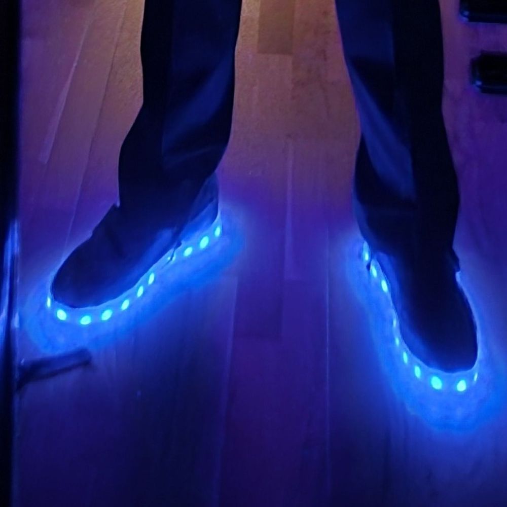 Svarte LED Sko