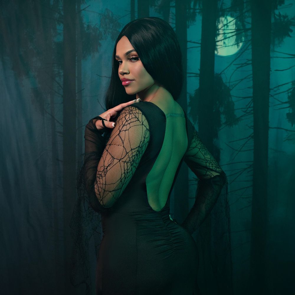 Morticia Kostyme