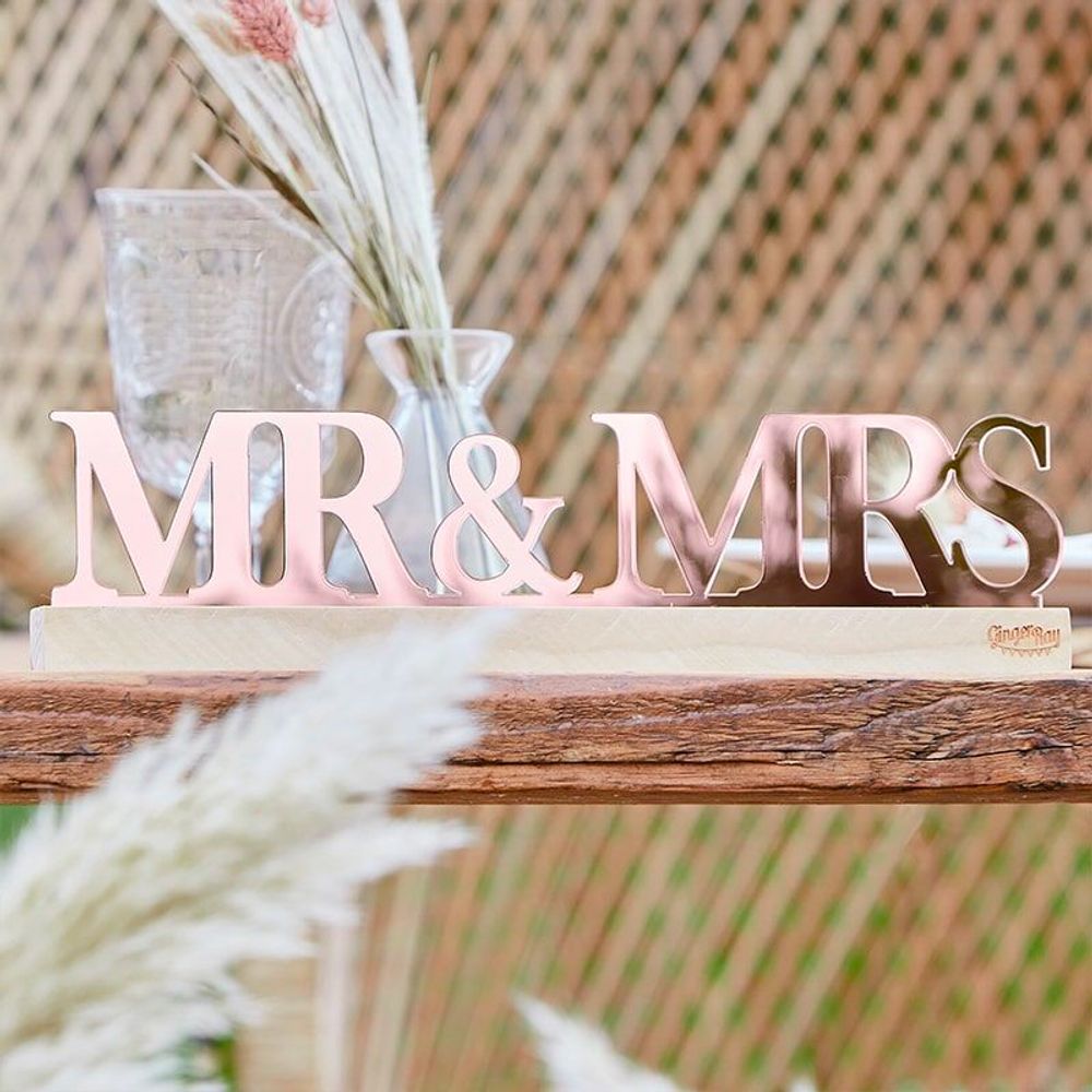 Mr & Mrs Skilt Roséguld Akryl