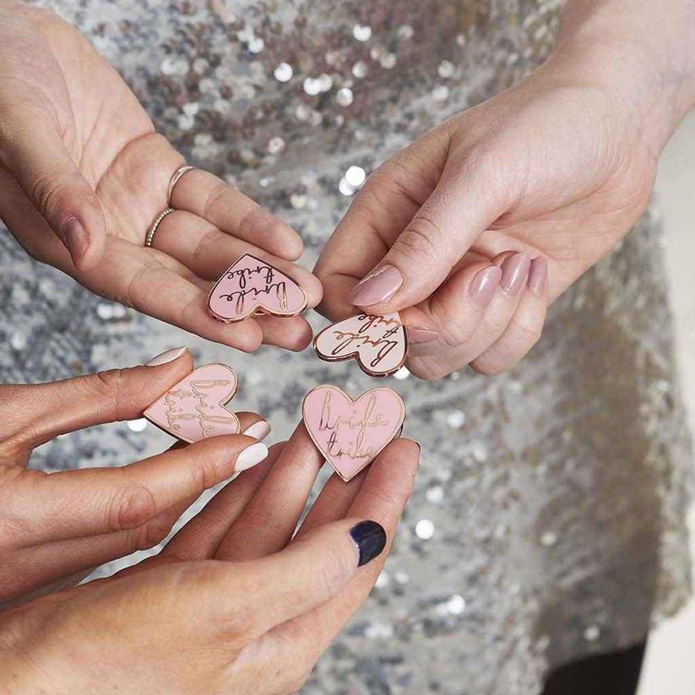 Pinssit Bride Tribe